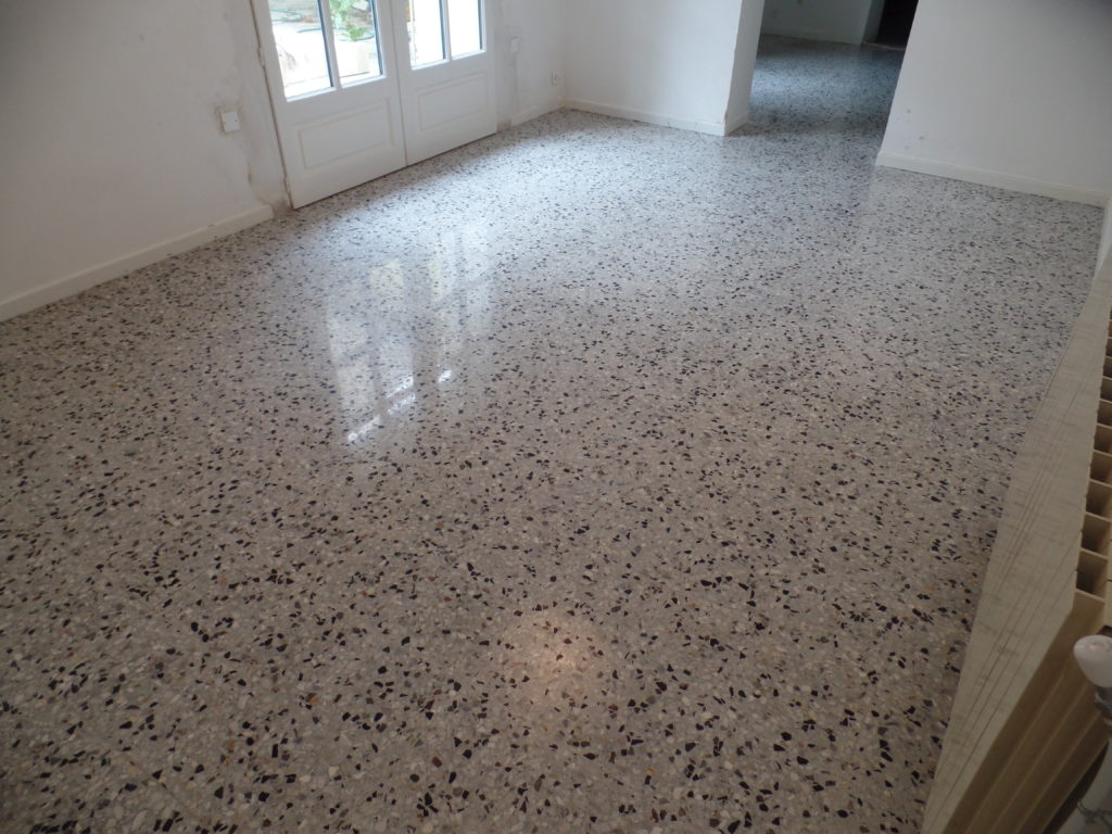 SOLAG-Maître-Restaurateur-Solier-Granito-Goult-84-Chambre-2-Après-1024x768